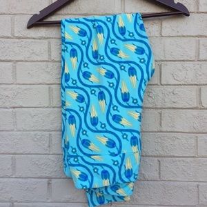 Lularoe Women tall and curvy print leggings